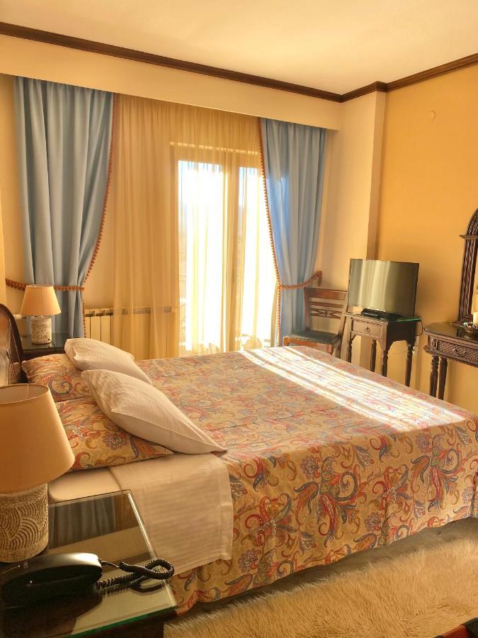 Marianna'S Home Accommodation 卡尔派尼西翁 外观 照片